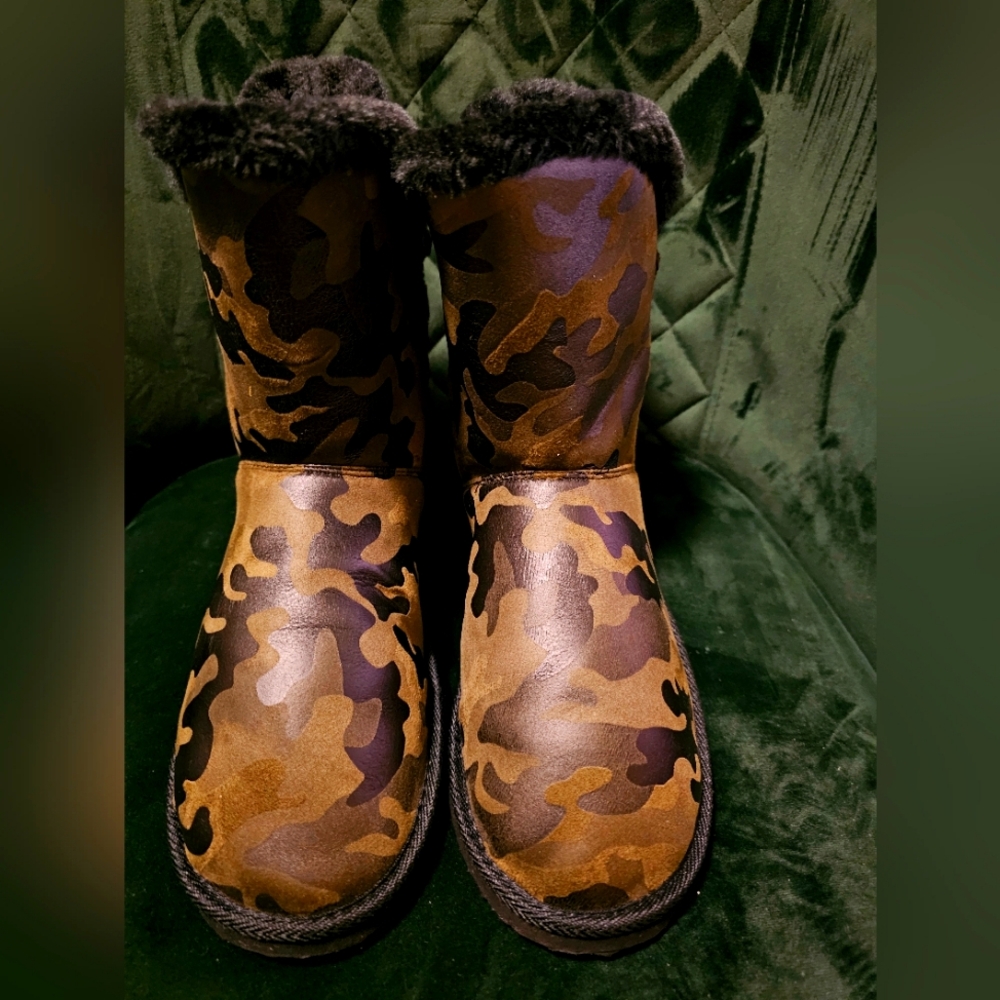 Camouflage Booties